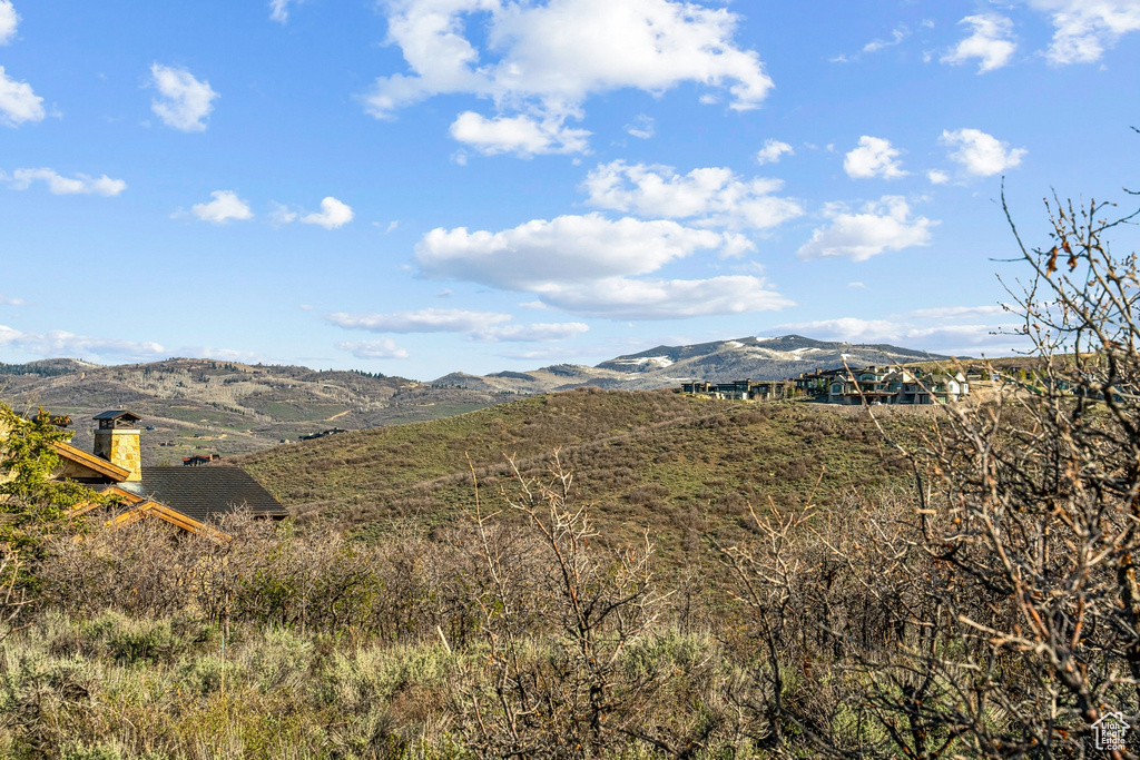 View of mountain feature
