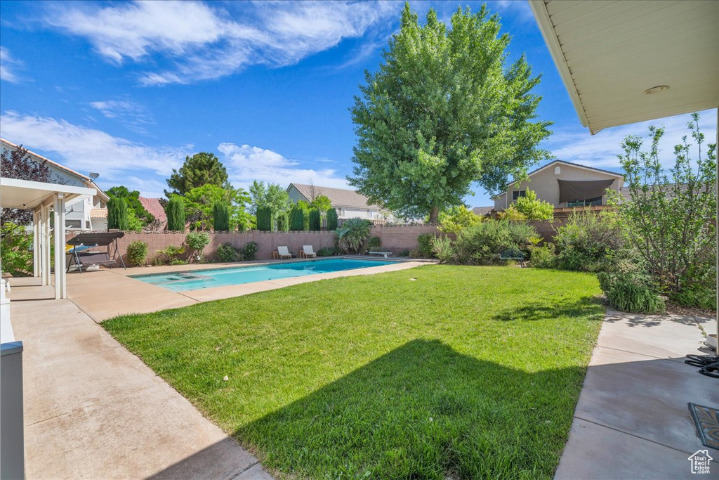 View of yard featuring a patio