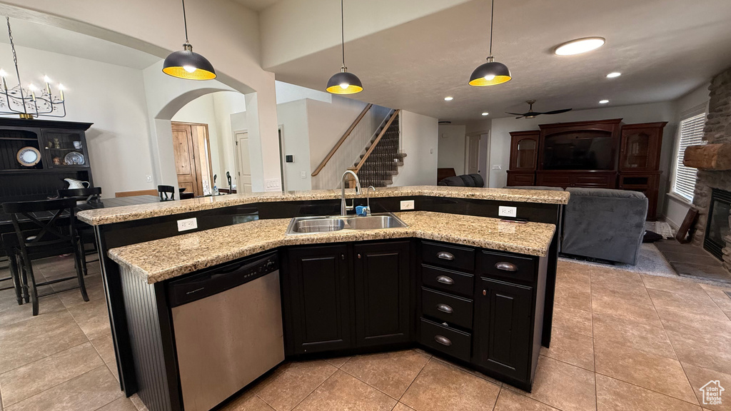 3922 W NIPOMA DUNE DR South Jordan, UT 84009