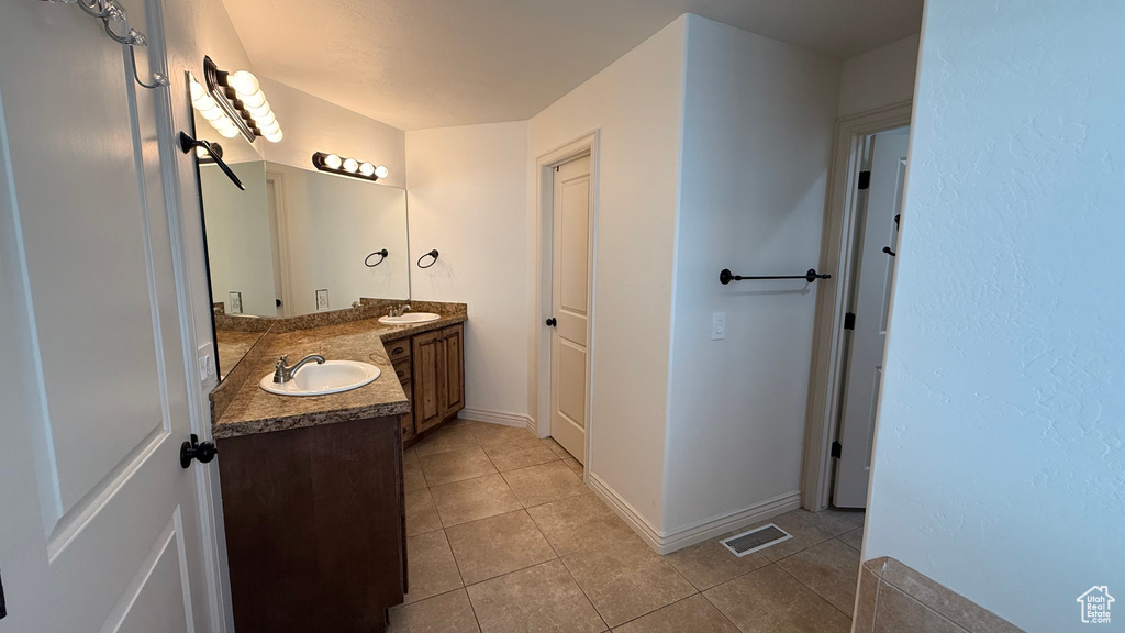 3922 W NIPOMA DUNE DR South Jordan, UT 84009
