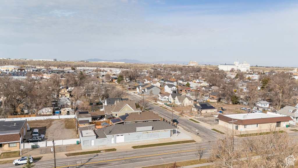 Bird's eye view with a residential view and a mountain view