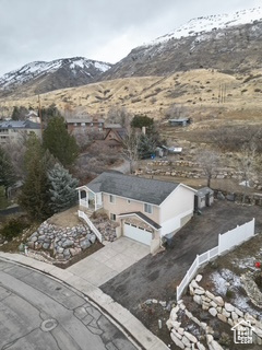 Bird's eye view featuring a mountain view