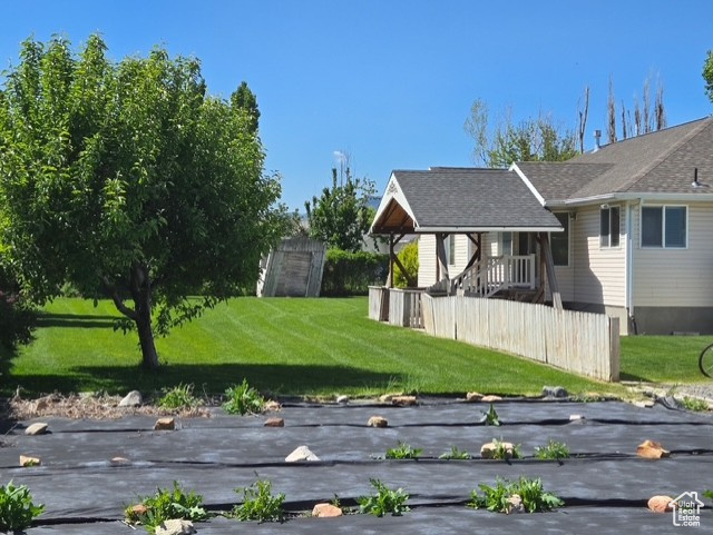 View of side of home