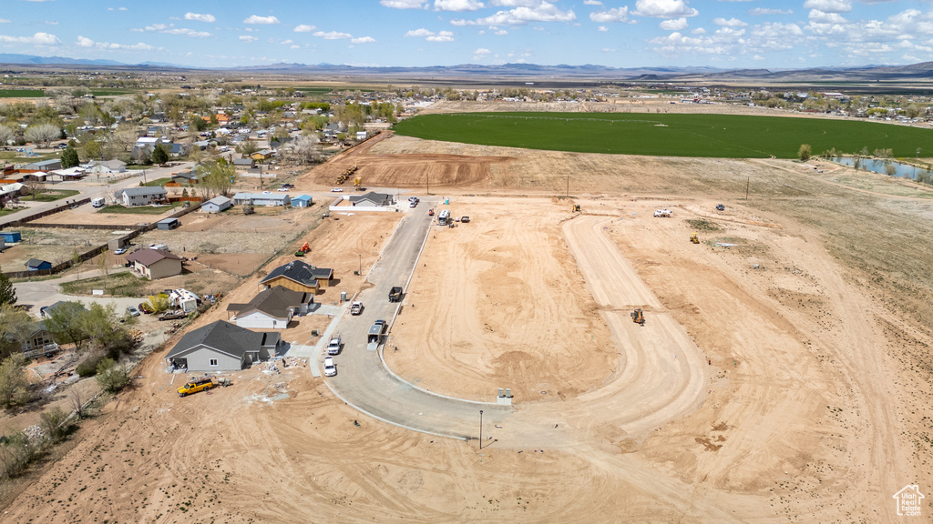 Birds eye view of property featuring a residential view and a mountain view