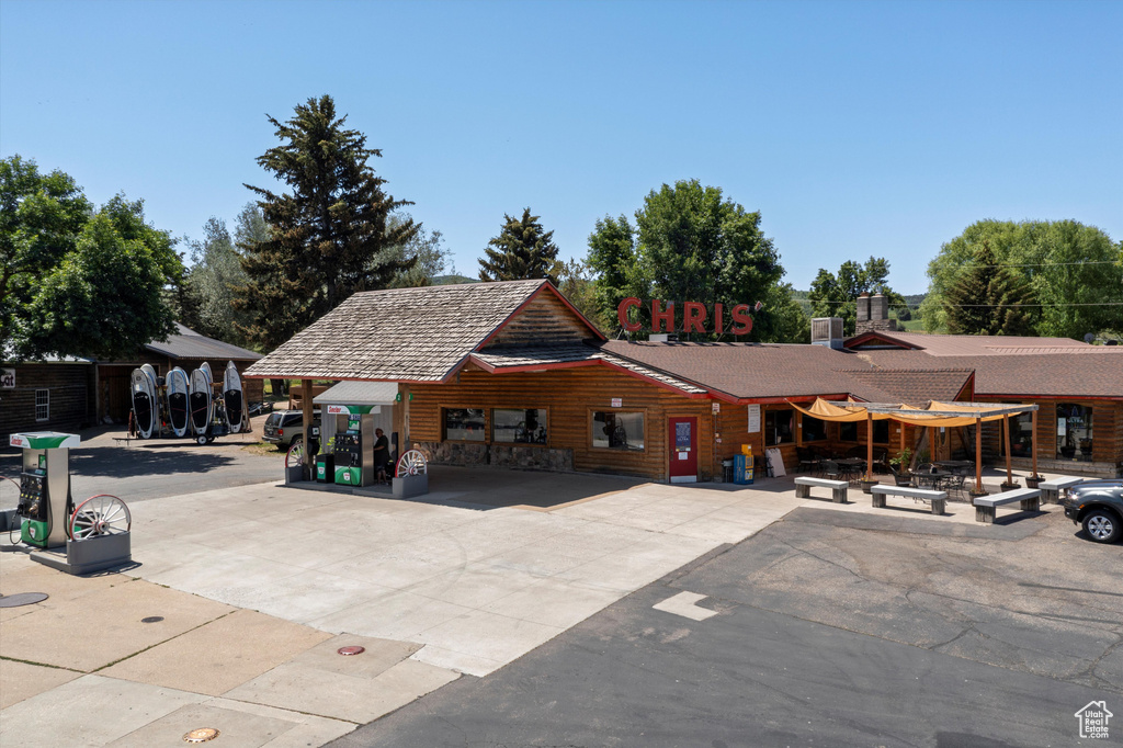 Photo 2 for MLS #2068477 at 7345 E 900 South