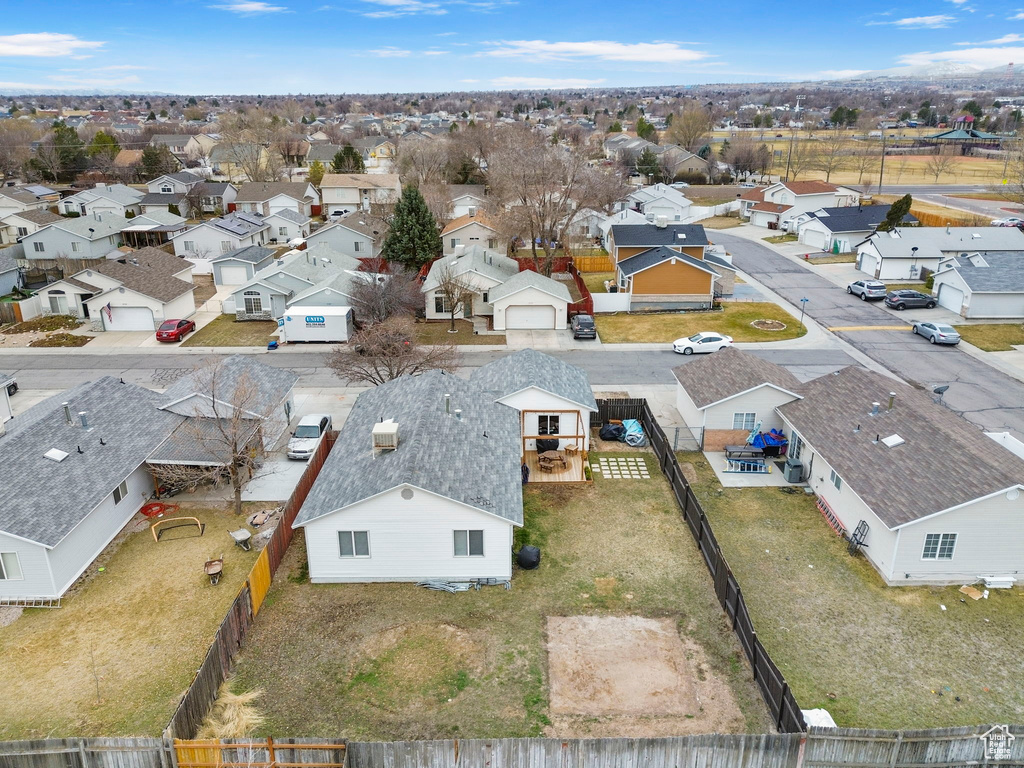 Bird's eye view with a residential view