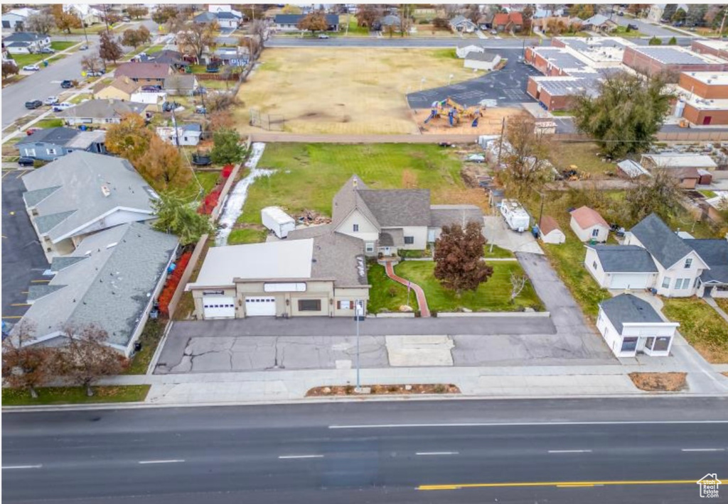 Bird\'s eye view featuring a residential view