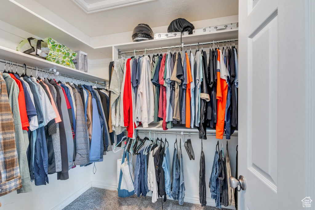 View of walk in closet