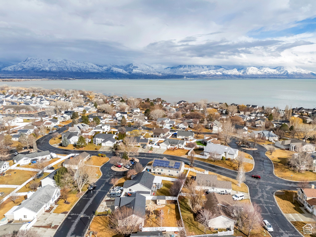 Bird\\\'s eye view featuring a residential view and a water and mountain view