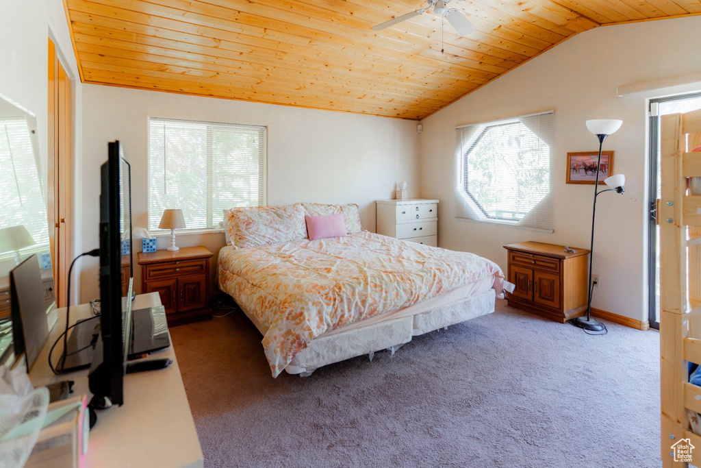 Photo 14 for MLS #2068850 at 1270 W Strawberry Point Rd