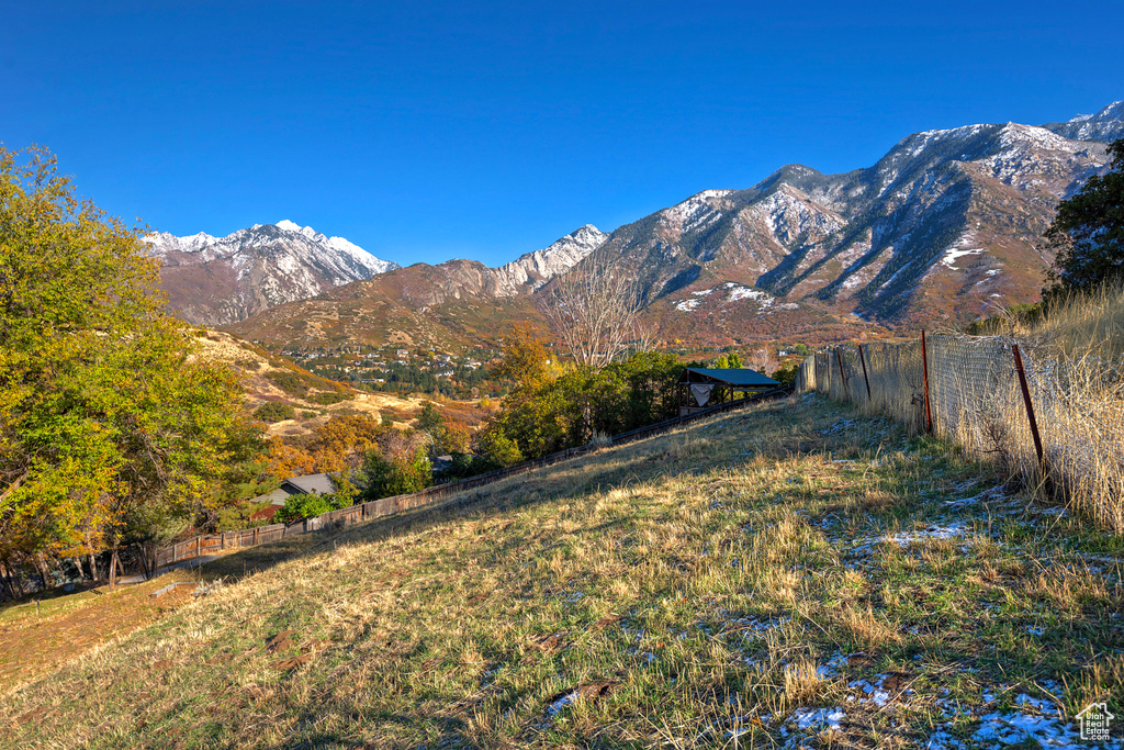 View of mountain feature