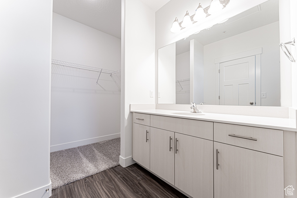 Photo 13 for MLS #2068906 at 4777 S Alder Ln #E303