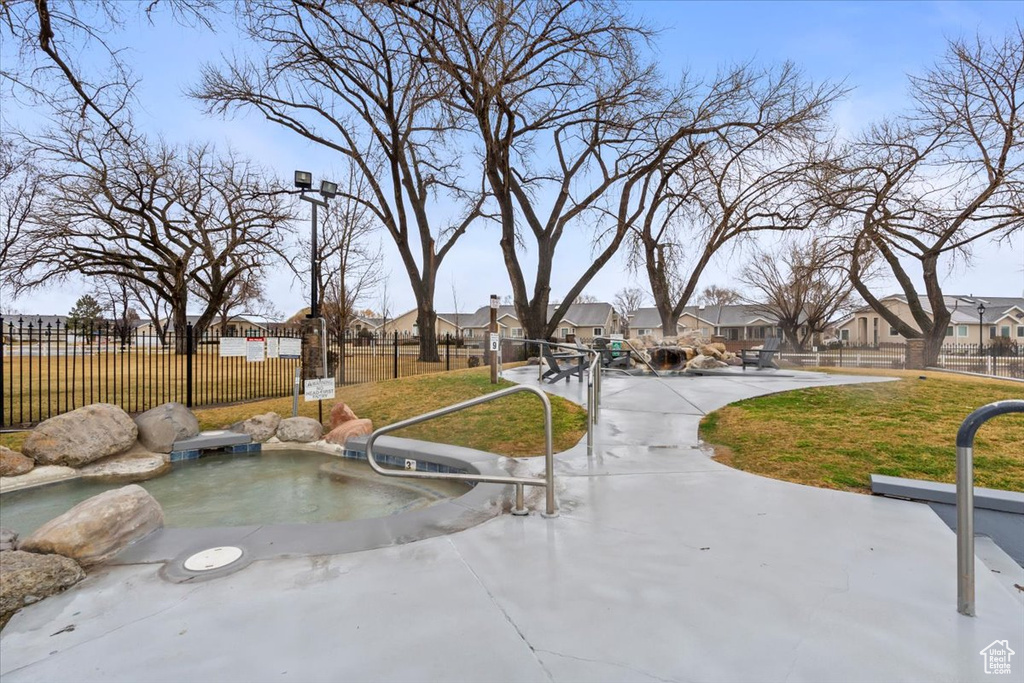 385 BAYSIDE DR Saratoga Springs, UT 84045