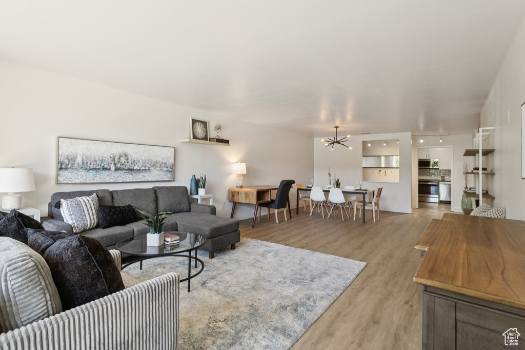 Photo 17 for MLS #2069020 at 939 S Donner Way #A201