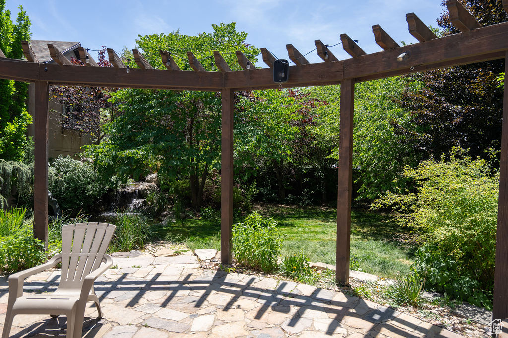 View of patio / terrace featuring a pergola