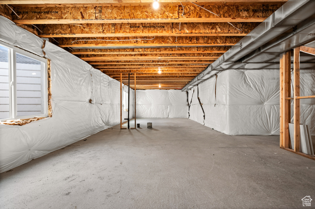 2542 N 3300 W Clinton, UT 84015