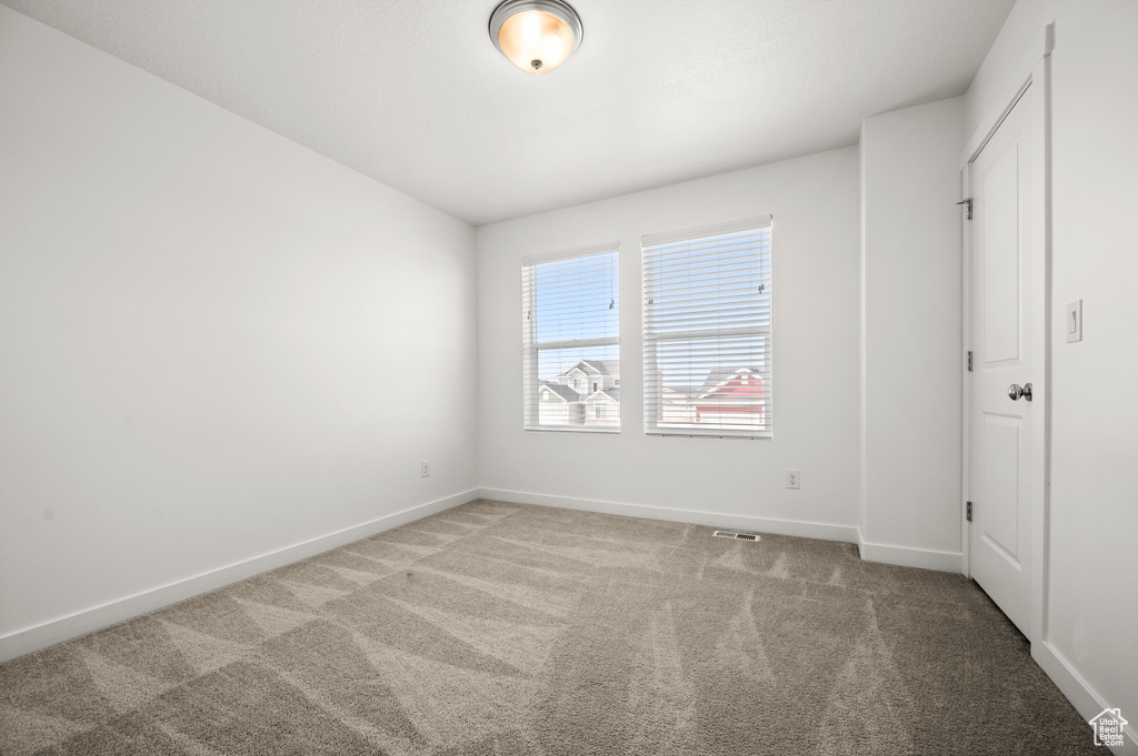 2542 N 3300 W Clinton, UT 84015