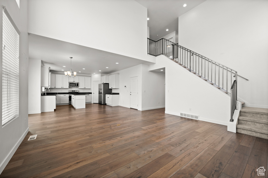 2542 N 3300 W Clinton, UT 84015