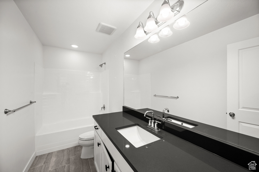 2542 N 3300 W Clinton, UT 84015