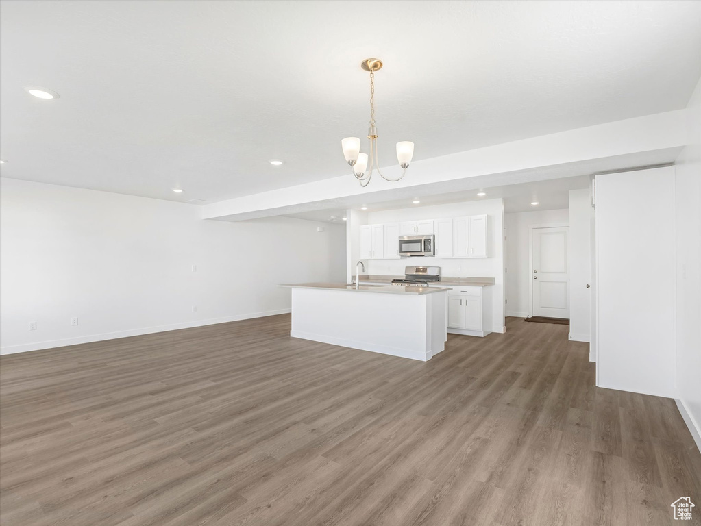 2412 E WOODBURY LN #552 Eagle Mountain, UT 84005