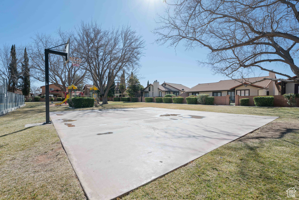 Photo 42 for MLS #2069375 at 545 Valley View Dr  #18