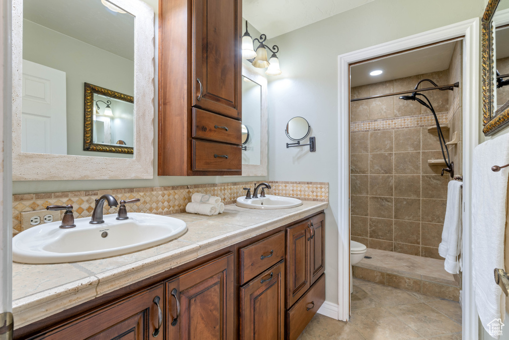 Photo 11 for MLS #2069375 at 545 Valley View Dr  #18