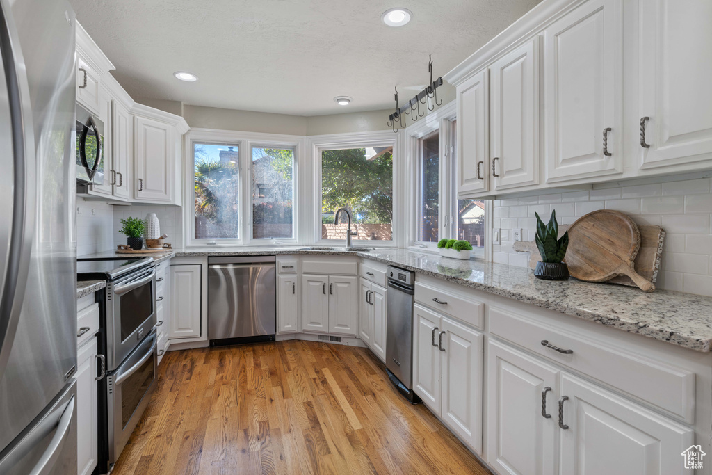 Photo 7 for MLS #2069375 at 545 Valley View Dr  #18