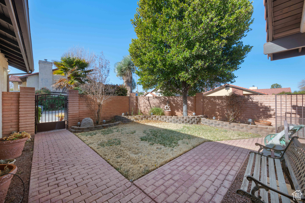 Photo 32 for MLS #2069375 at 545 Valley View Dr  #18