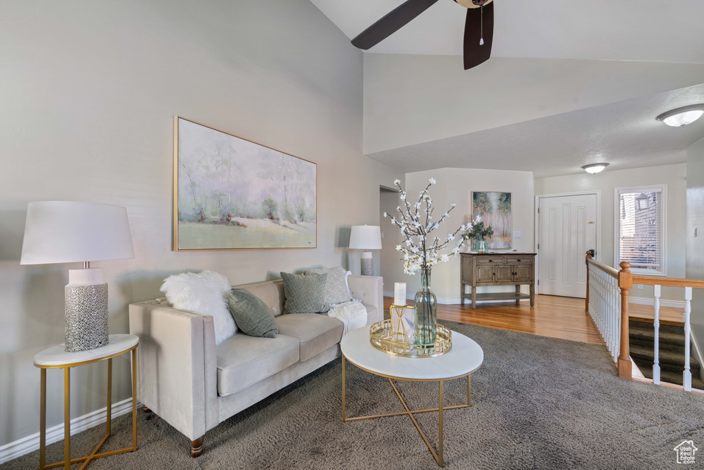 Photo 4 for MLS #2069375 at 545 Valley View Dr  #18