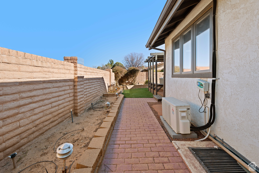 Photo 33 for MLS #2069375 at 545 Valley View Dr  #18