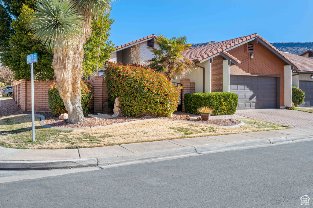 Photo 39 for MLS #2069375 at 545 Valley View Dr  #18