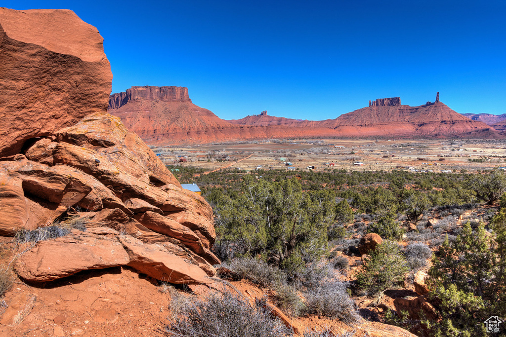 95  BAILEY LN Castle Valley, UT 84532