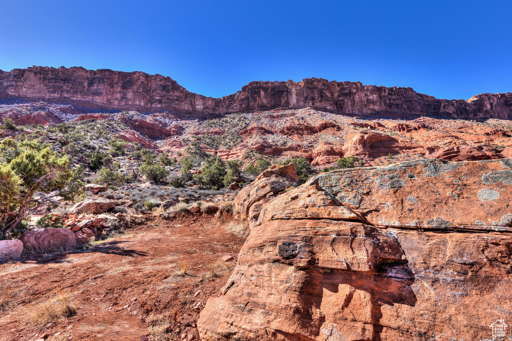 95  BAILEY LN Castle Valley, UT 84532