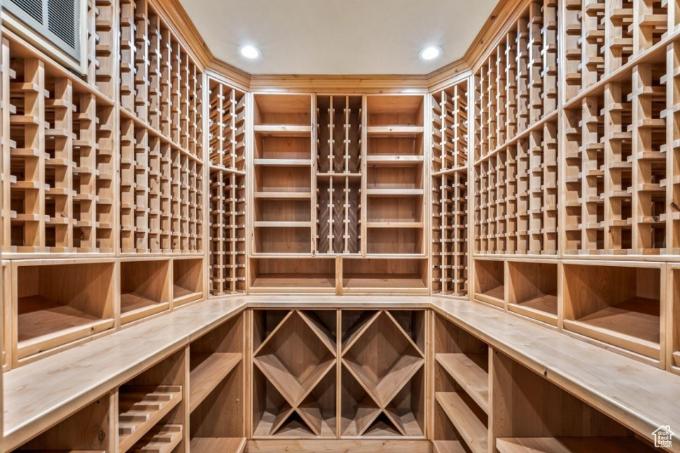 Wine area featuring recessed lighting