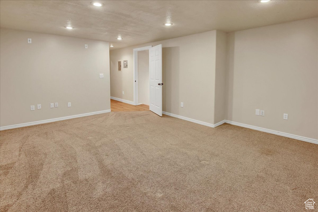 5772 OAKWOOD DR South Ogden, UT 84405