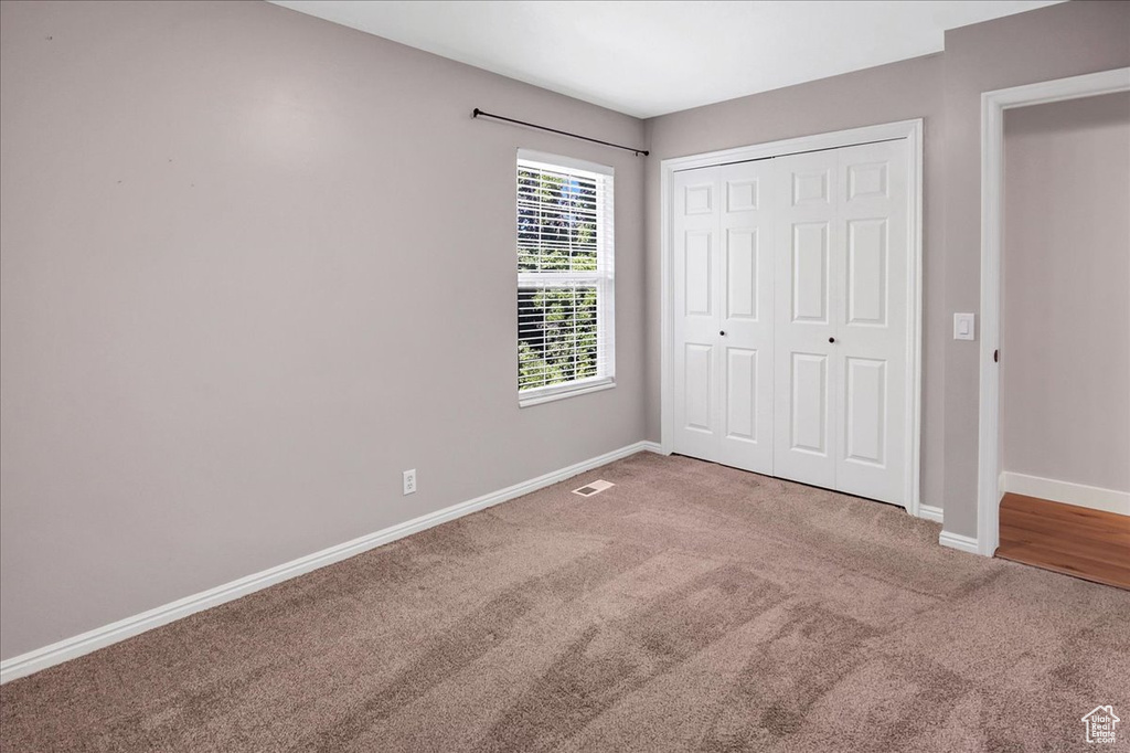 5772 OAKWOOD DR South Ogden, UT 84405