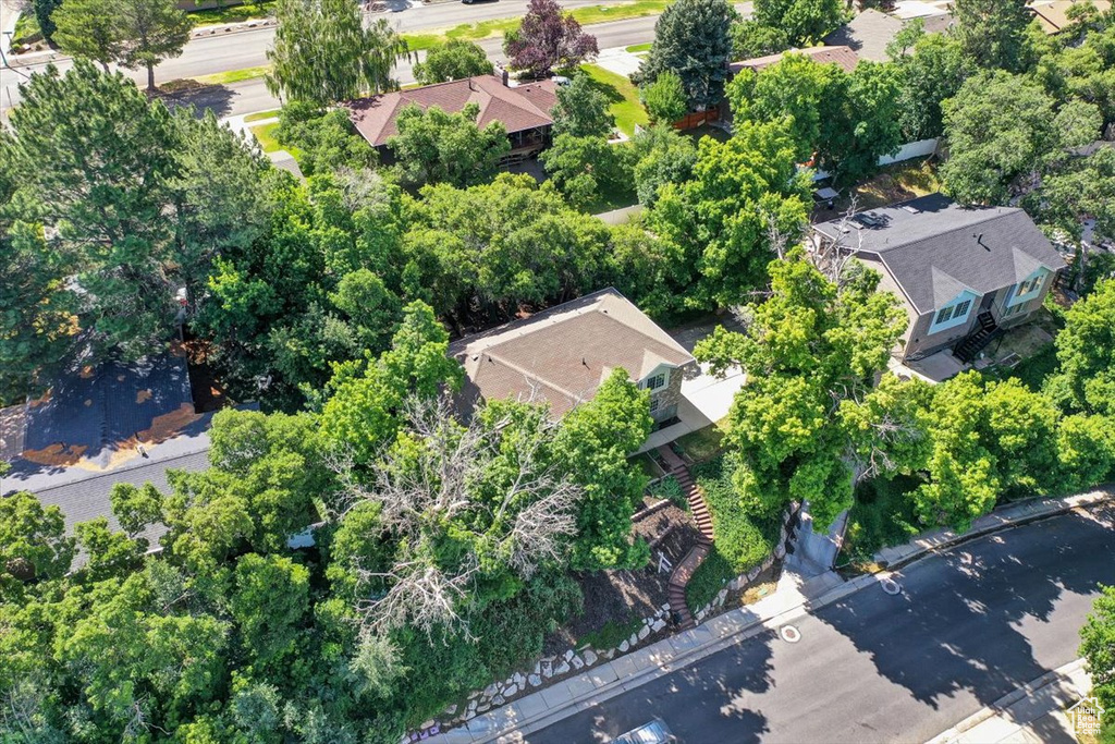 5772 OAKWOOD DR South Ogden, UT 84405