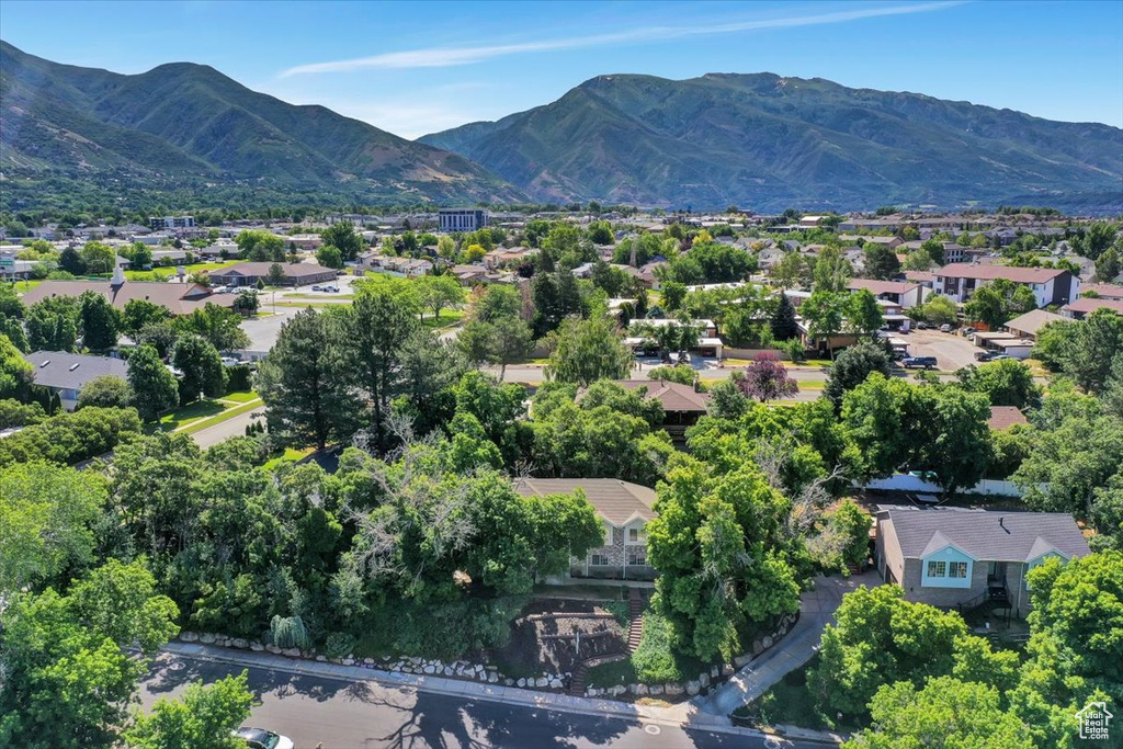 5772 OAKWOOD DR South Ogden, UT 84405
