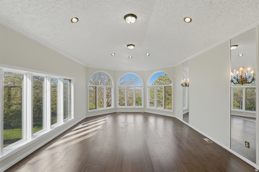 6464 BYBEE DR Ogden, UT 84403
