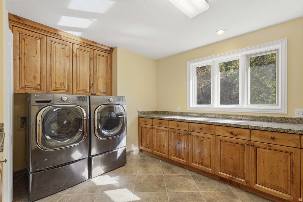 6464 BYBEE DR Ogden, UT 84403