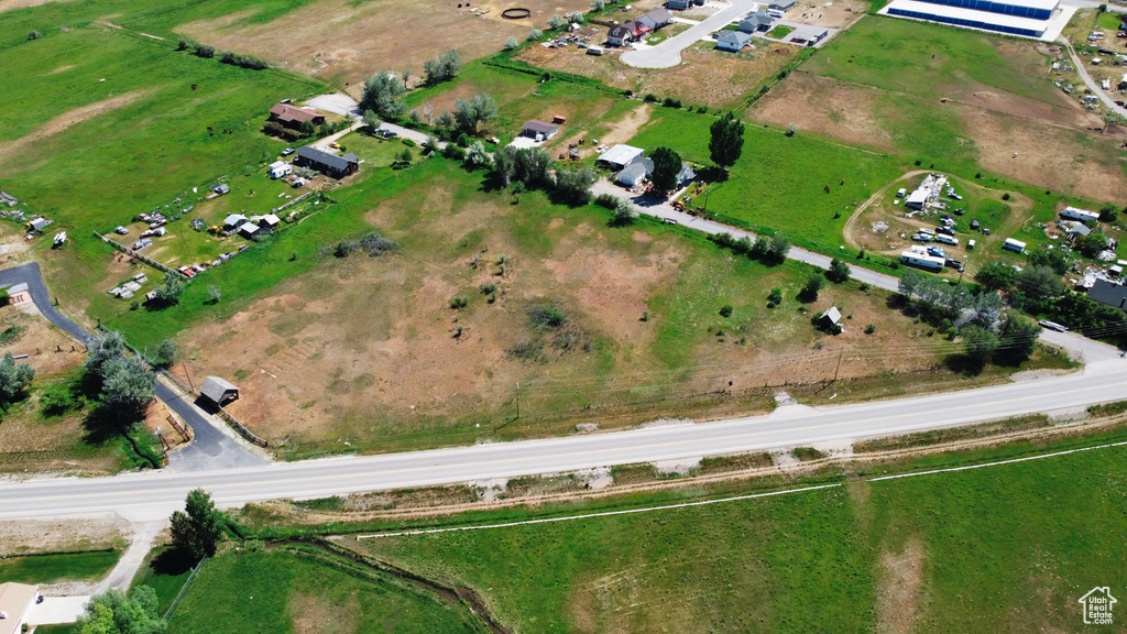 Aerial view of property and surrounding area