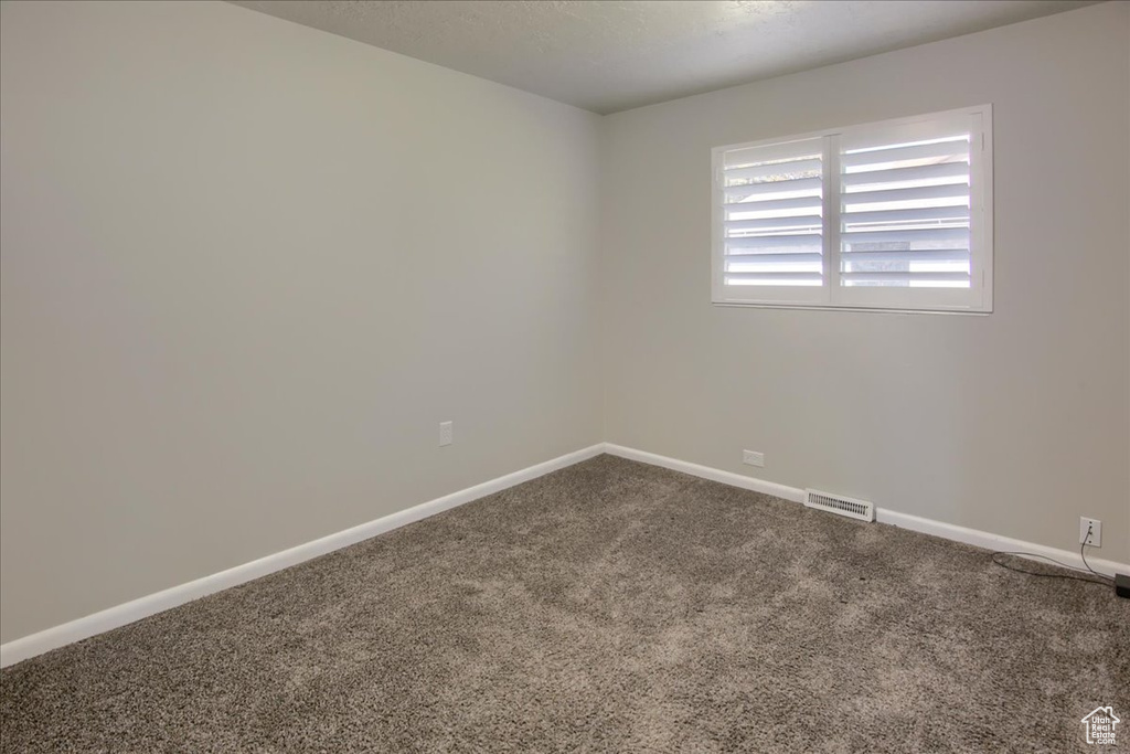 454 E 3100 N North Ogden, UT 84414