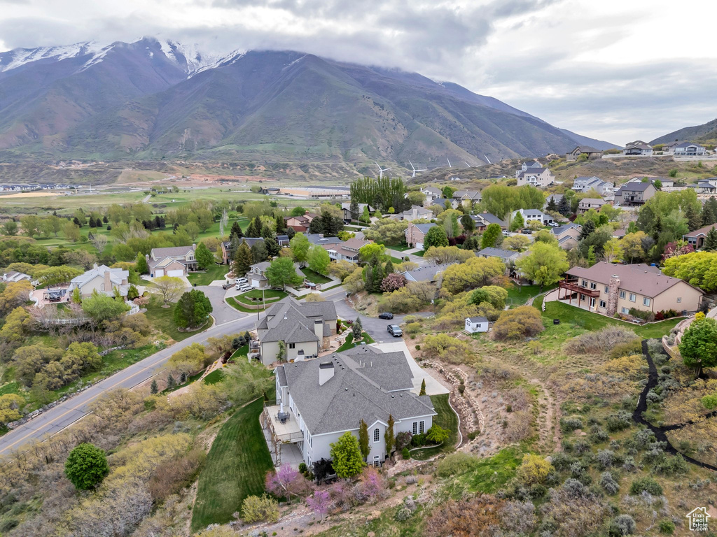 Aerial view with a residential view and a mountain view