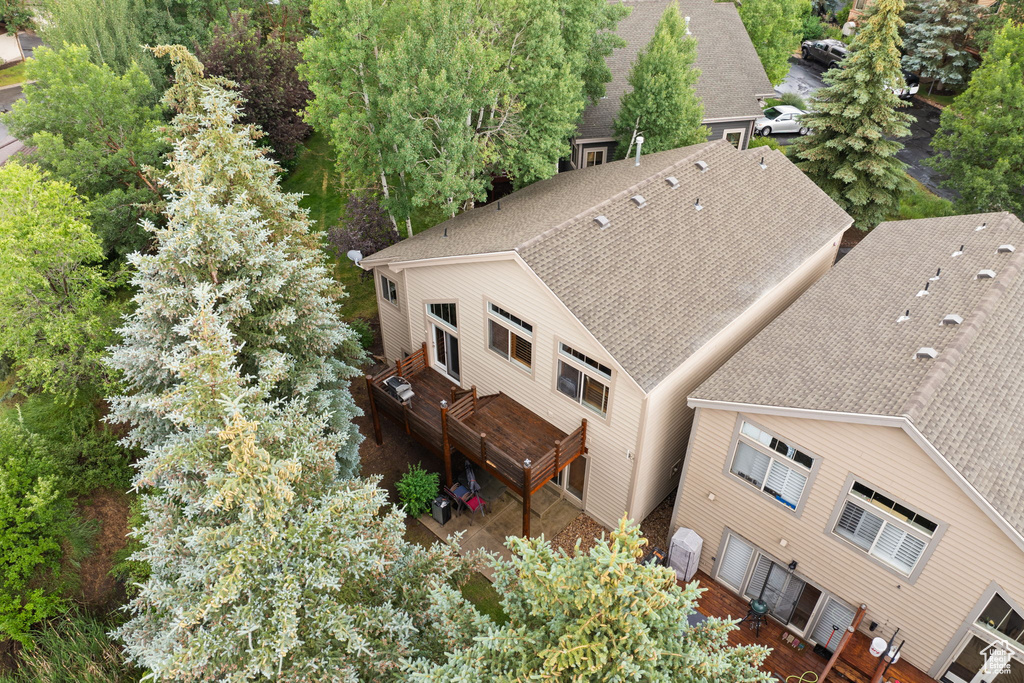 Aerial view of property and surrounding area