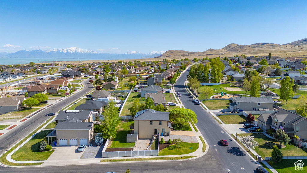 Aerial view with a mountain view and a residential view