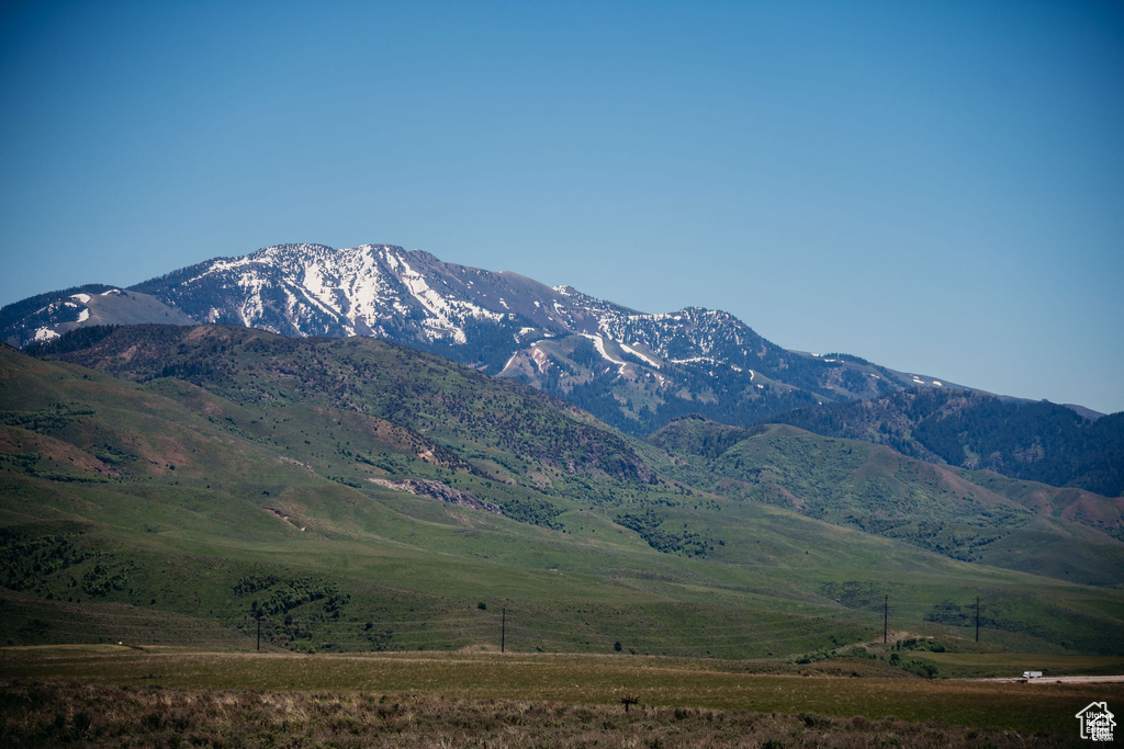 View of mountain feature