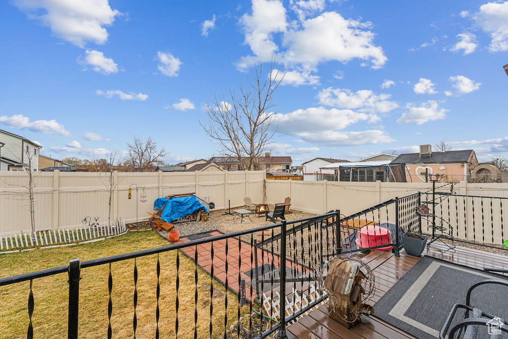 Balcony featuring a residential view