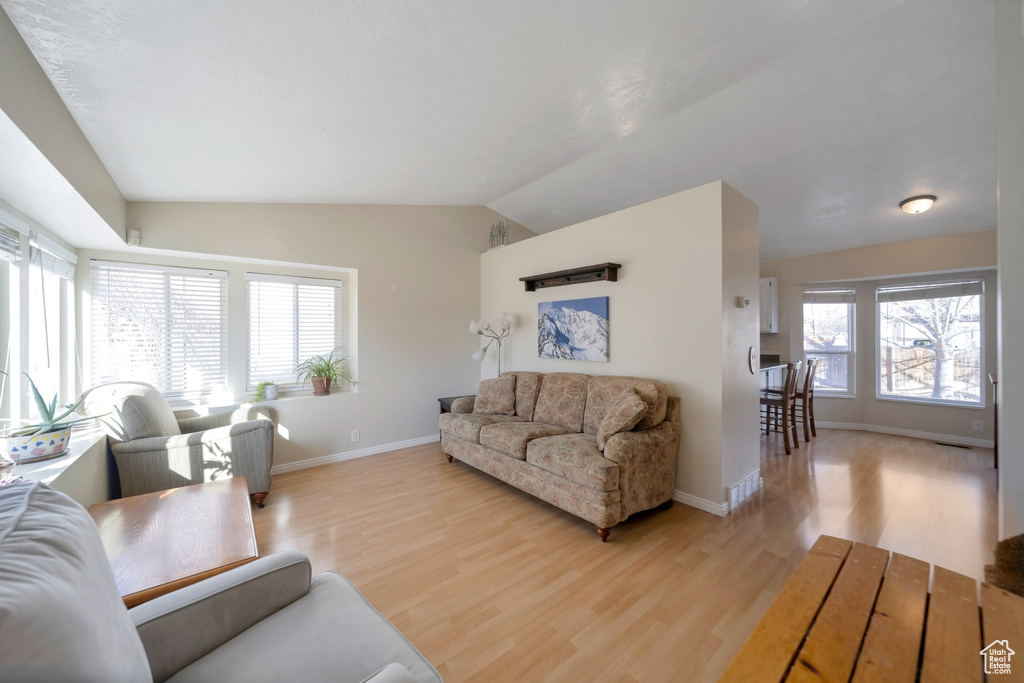 5116 W CRUS CORVI RD West Jordan, UT 84081