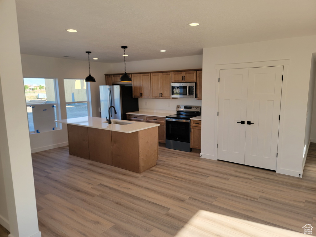751 S HARRISON DR #28 Springville, UT 84663