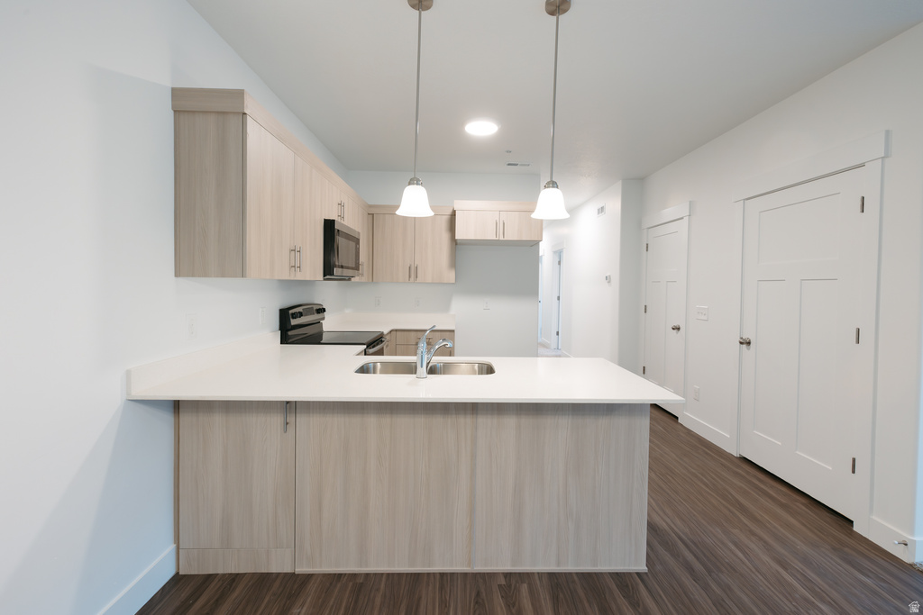 13687 S HANLEY LN #DD203 Riverton, UT 84096